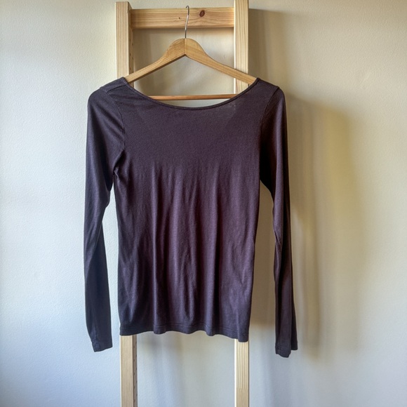 Velvet by Graham & Spencer - Deep V Back L/S Top - Picture 2 of 2